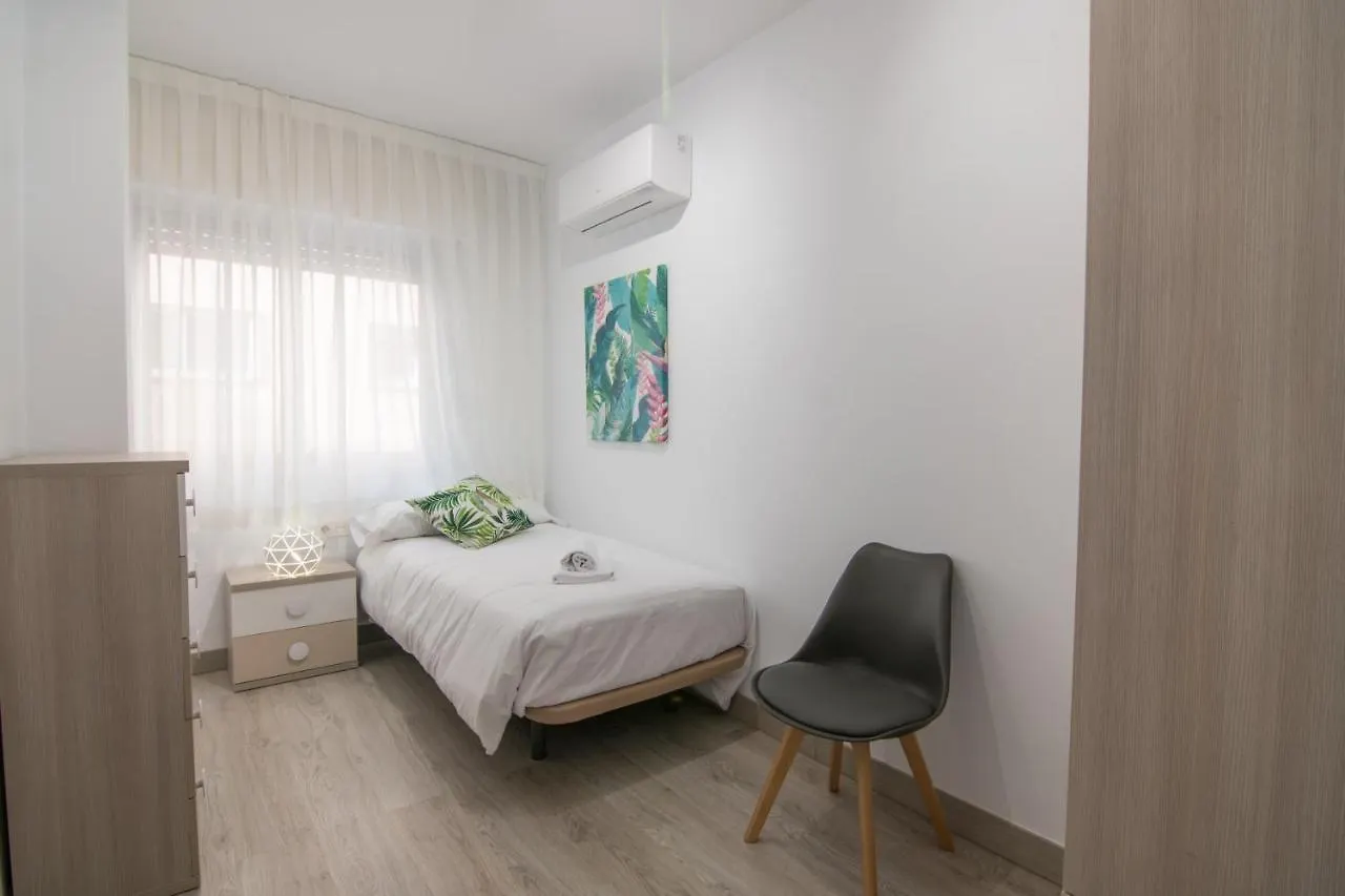 Tuguest Station 2 Apartment Γρανάδα