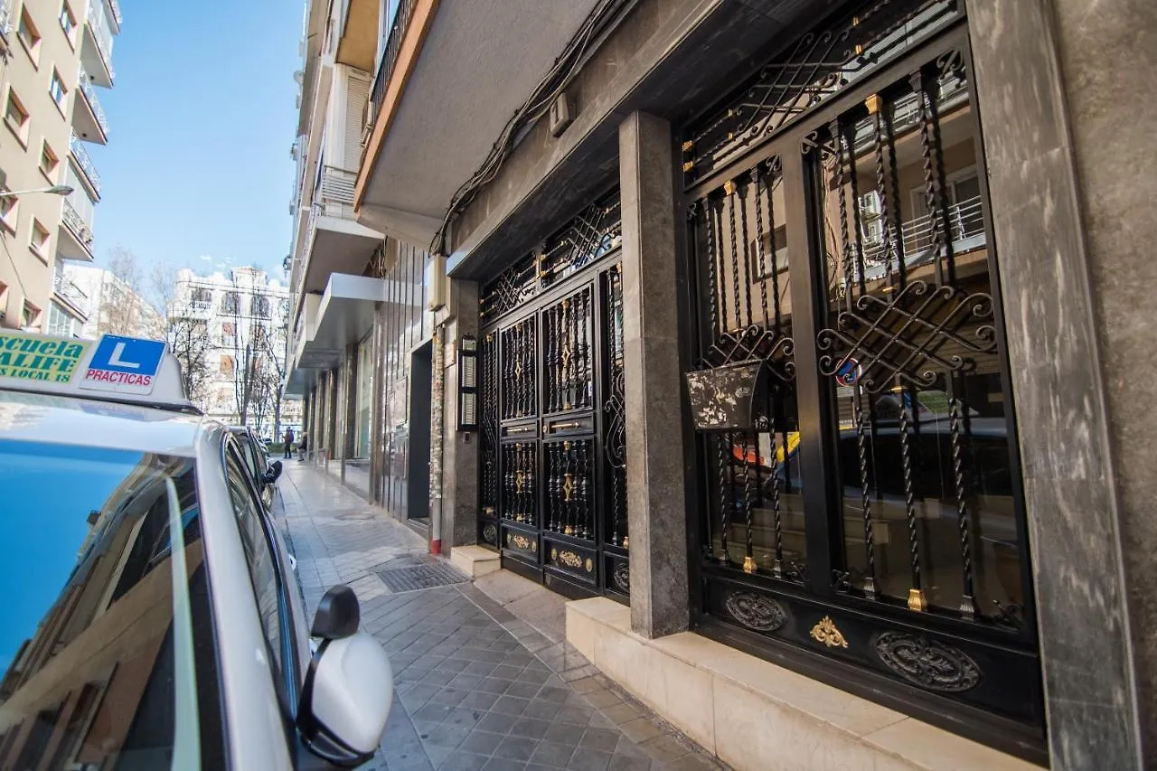 Tuguest Station 2 Apartment Γρανάδα