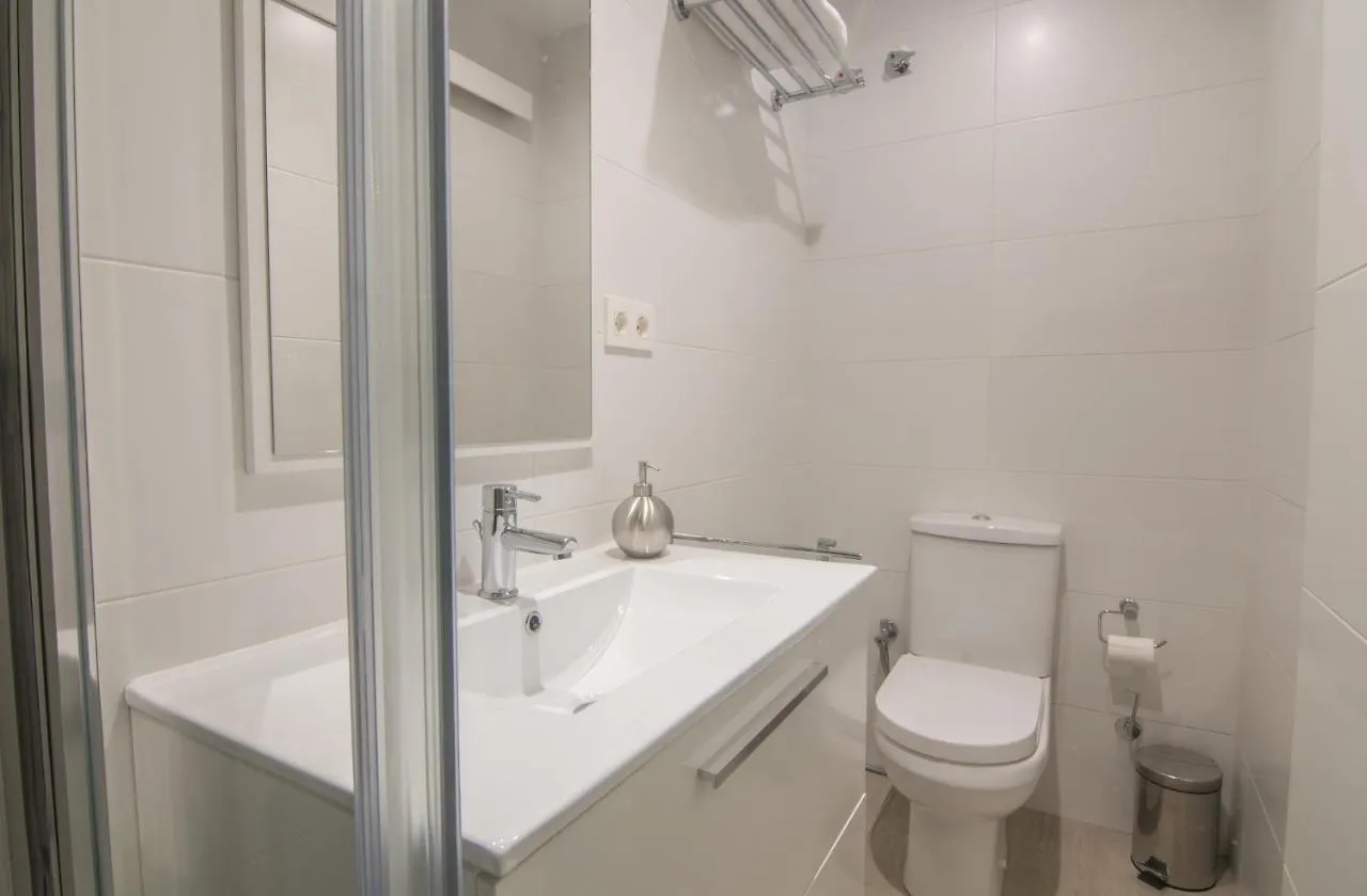 Tuguest Station 2 Apartment Γρανάδα